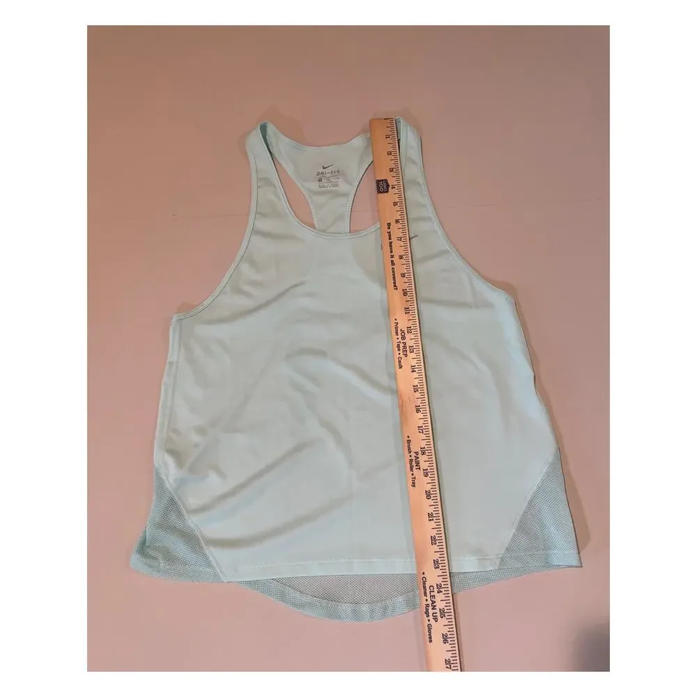 Nike Dri‑Fit Light Blue Racerback Athletic Tank – Size M